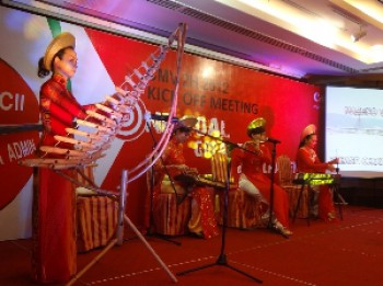 Ban nhạc dân tộc