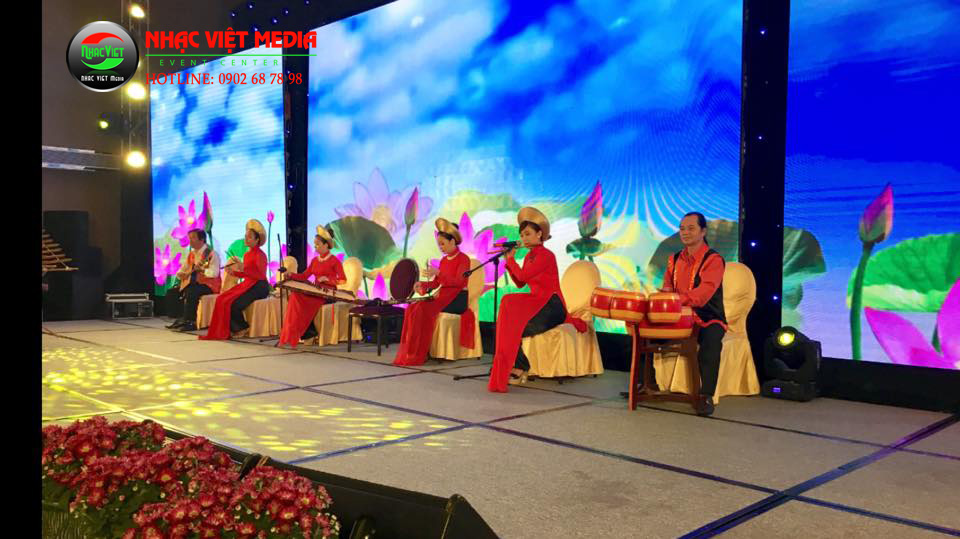 Ban nhạc dân tộc